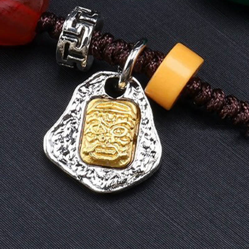 Collier pendentif en corde tressée avec Buddha Stones