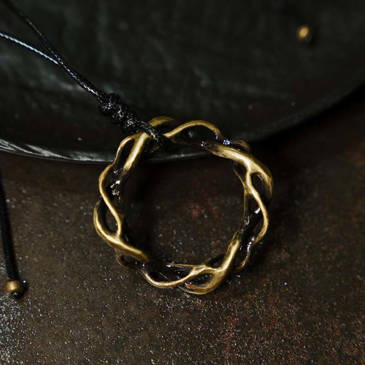 Collier pendentif porte-bonheur fait main en cuivre et laiton avec Buddha Stones