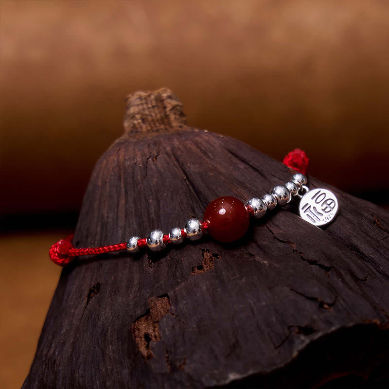 Bracelet en corde tressée ultra-mince en agate rouge avec personnage Fu en argent sterling 925 fait à la main par Buddha Stones