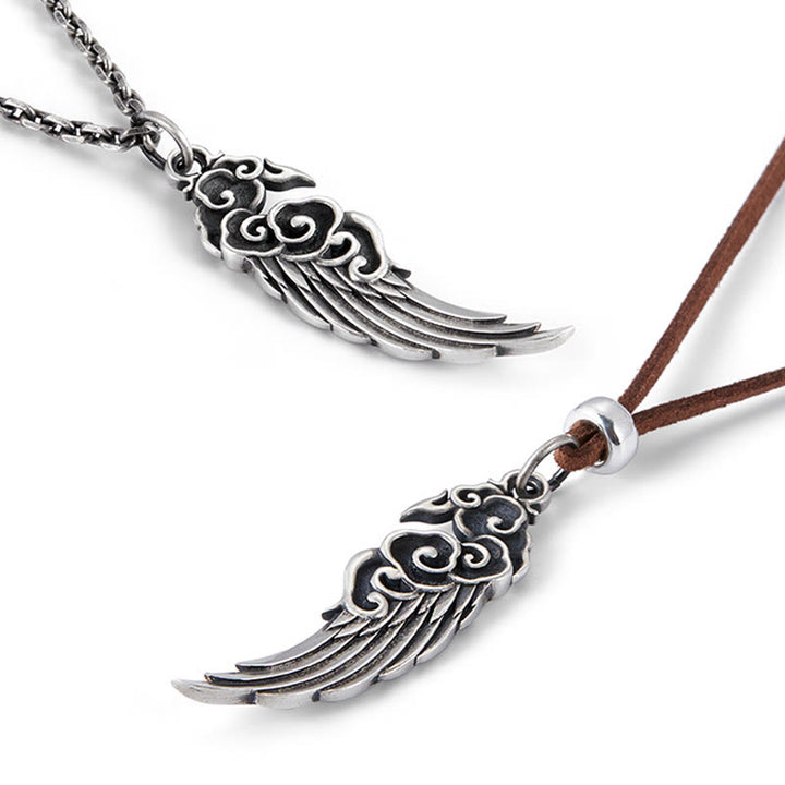 Collier pendentif en corde de coton et peau de cerf avec ailes de nuages de bon augure en argent sterling 925 et Buddha Stones