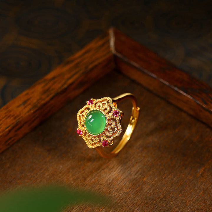 Bague réglable en calcédoine verte à motif creux Buddha Stones