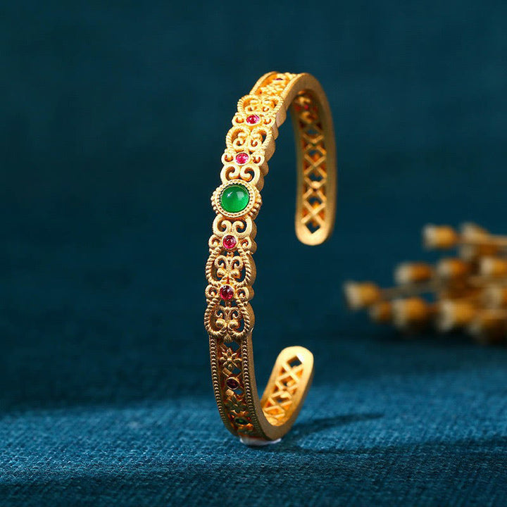 Bracelet manchette en cuivre plaqué or 24 carats Buddha Stones en calcédoine verte