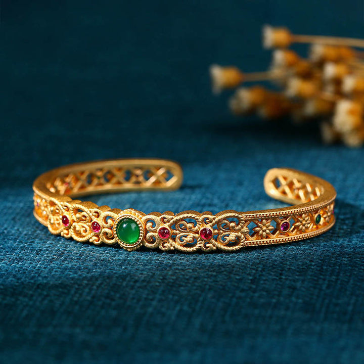Bracelet manchette en cuivre plaqué or 24 carats Buddha Stones en calcédoine verte