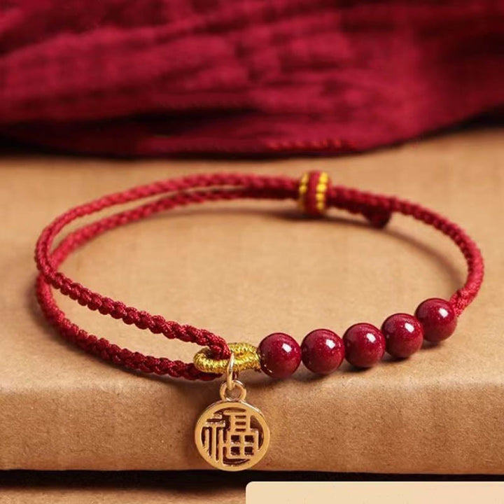 Bracelet tressé fait main en fil rouge avec Buddha Stones
