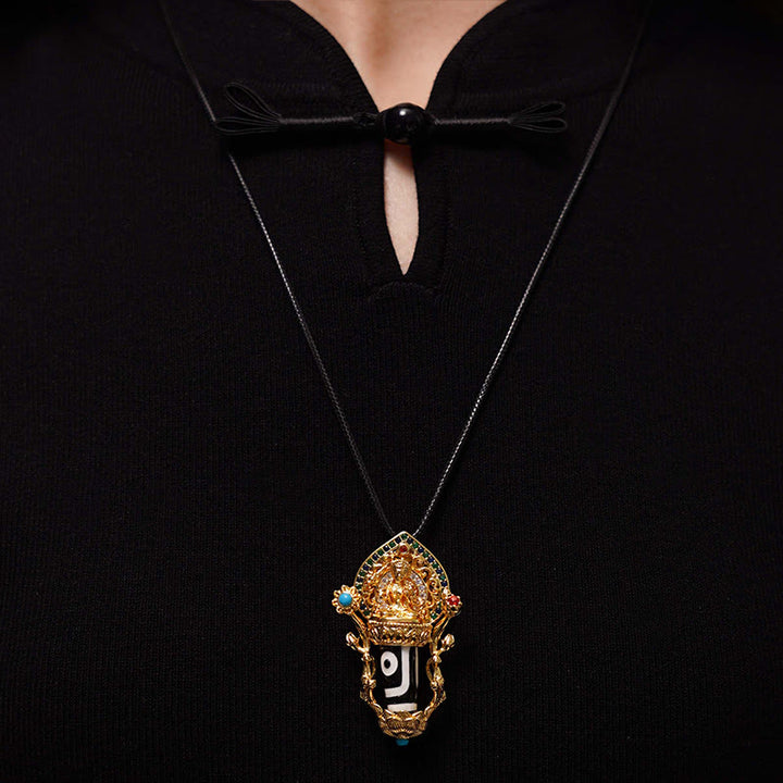 Collier pendentif en Buddha Stones et motif Bodhisattva Manjusri
