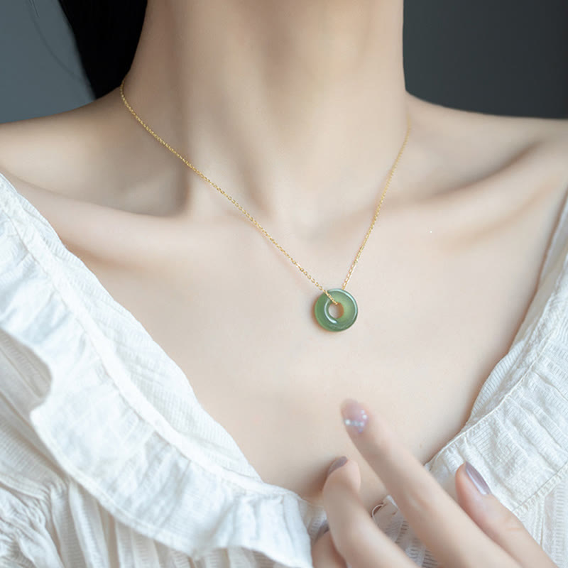 Buddha Stones Collier avec pendentif en boucle de paix en jade Hetian plaqué or en argent sterling 925 - image 10