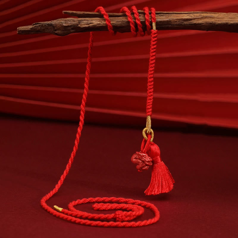 Chaîne de ventre en corde rouge avec bénédiction du dragon en cinabre naturel de Buddha Stones