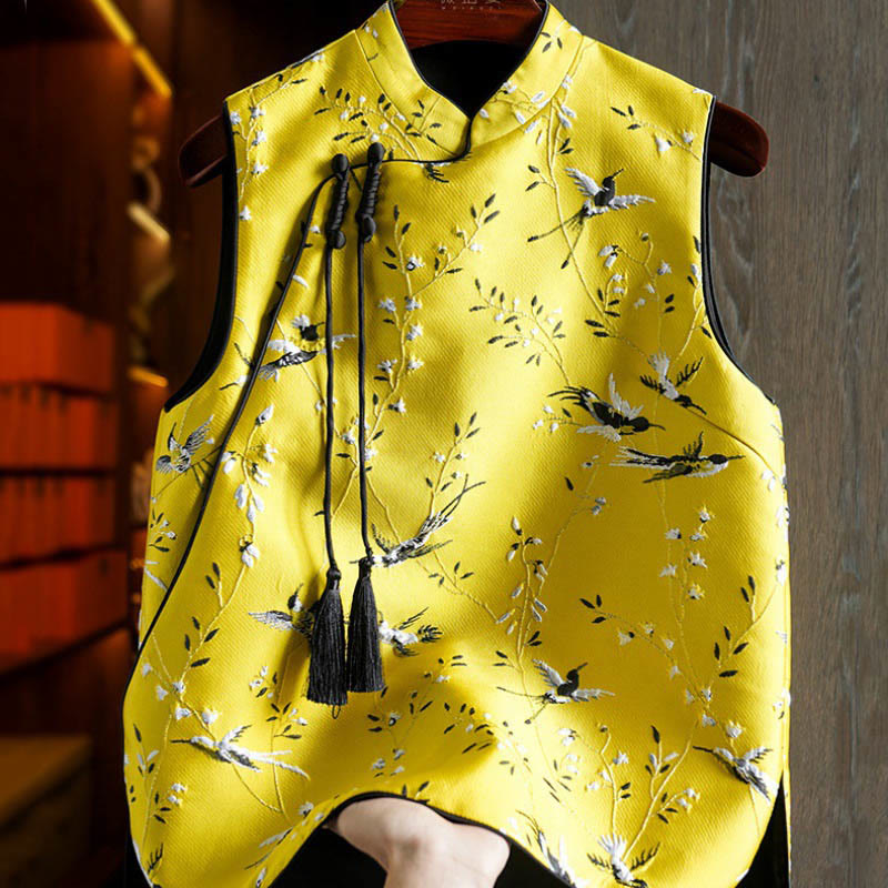 Gilet à boutons avec nœud et motif grue et plantes brodées vintage avec Buddha Stones - Jaune - US12，UK/AU16，EU44 (3XL) - image 0