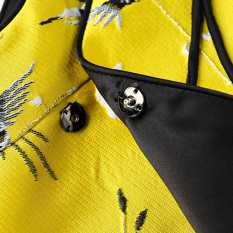 Gilet à boutons avec nœud et motif grue et plantes brodées vintage avec Buddha Stones - image 6