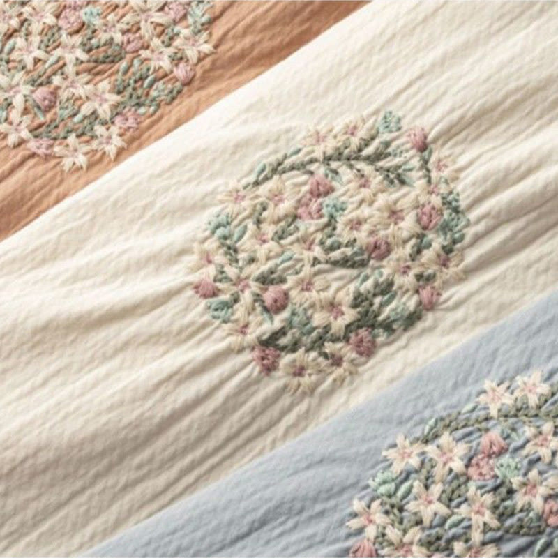 Pantalon sarouel décontracté en coton brodé avec bordure en dentelle et poches Buddha Stones