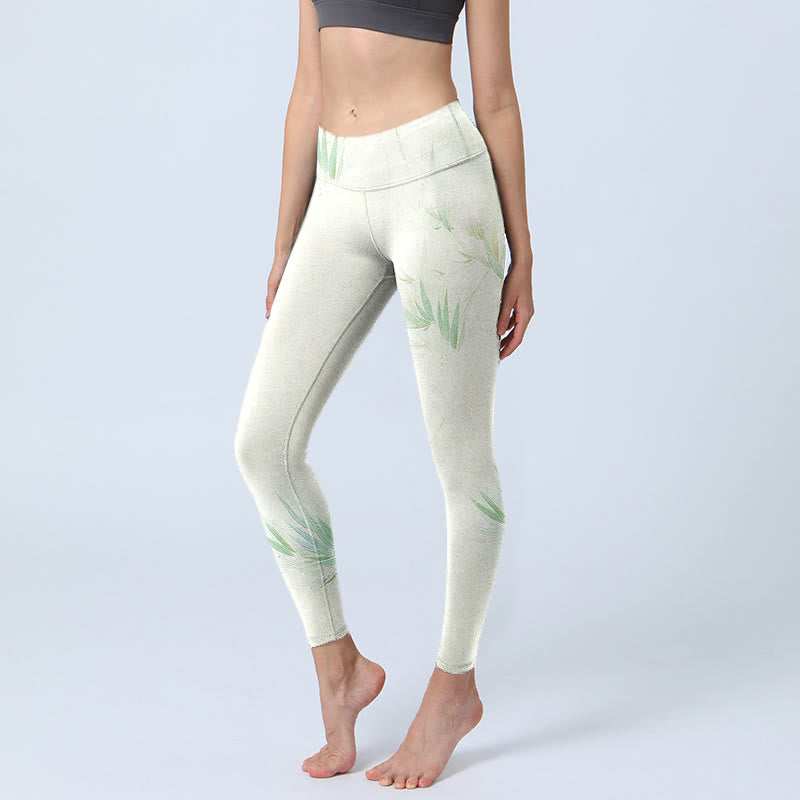 Leggings de sport à imprimé feuilles de bambou vertes Buddha Stones Pantalon de yoga pour femme - Ivoire - US18，UK/AU22，EU50 (4XL) - image 1