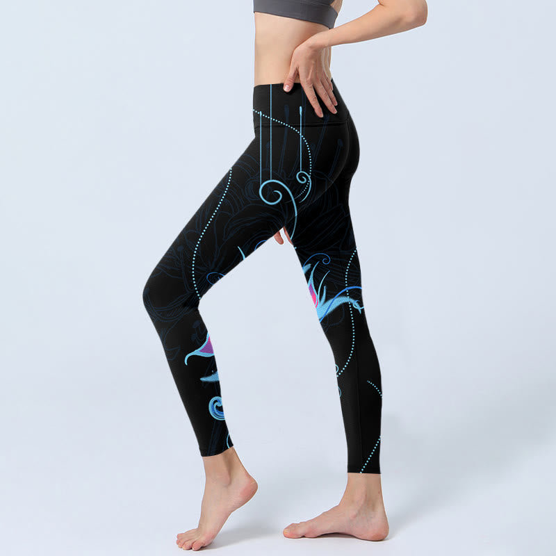 Leggings de fitness en tissu lycra imprimé fleurs noires, roses et bleues avec Buddha Stones Pantalons de yoga pour femmes - image 3