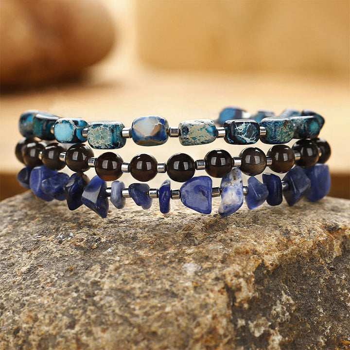 Bracelet triple tour en obsidienne sodalite et or brillant de Buddha Stones Emperor Stone