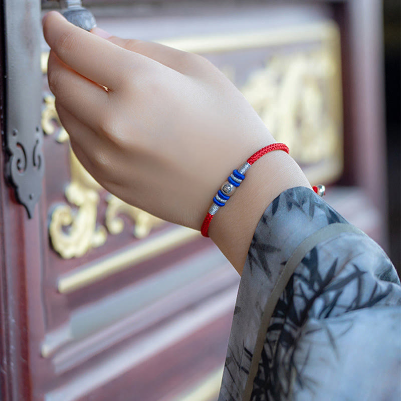 Bracelet de protection en fil rouge avec Buddha Stones et caractères chinois