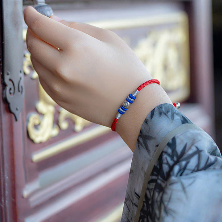 Bracelet de protection en fil rouge avec Buddha Stones et caractères chinois
