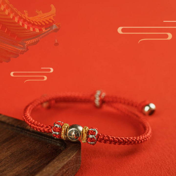 Bracelet de protection en fil rouge avec Buddha Stones et caractères chinois