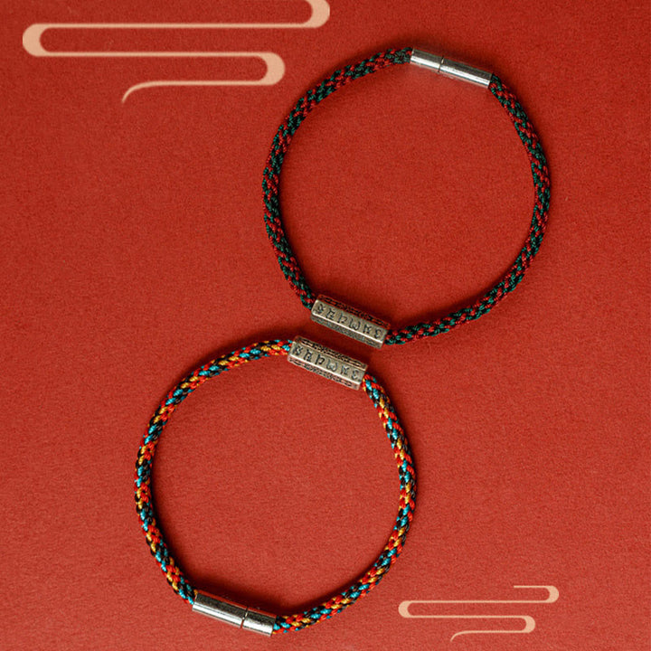Bracelet porte-bonheur en argent sterling 925 avec six mots vrais et fil rouge et fil noir Buddha Stones