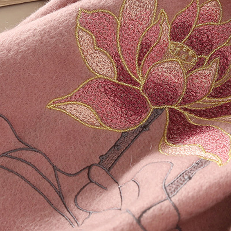 Châle en laine avec Buddha Stones et pompon brodé en lotus pour l'hiver