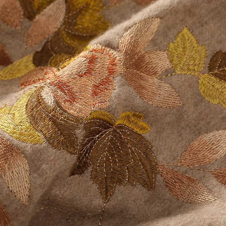 Châle en laine avec Buddha Stones et broderie de fleurs Weiyang avec pompon, écharpe de voyage confortable pour l'hiver