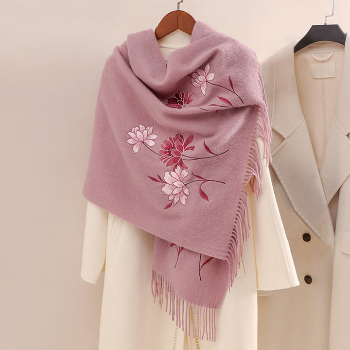 Châle en laine avec Buddha Stones et pompon brodé en lotus rose, écharpe de voyage confortable pour l'hiver