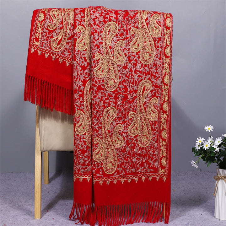 Châle en rayonne brodé de fleurs de noix de cajou dorées et de pompons, orné de Buddha Stones. Écharpe de voyage chaude et confortable pour l'hiver. - FireBrick - 200 x 70 cm - image 1