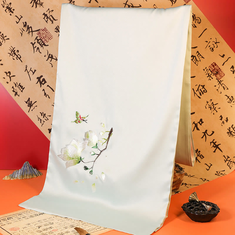 Châle en polyester avec Buddha Stones, papillon Yulan, bambou, pie, broderie Suzhou, écharpe de voyage confortable pour l'hiver - Papillon Yulan vert lin 183*32cm - image 0