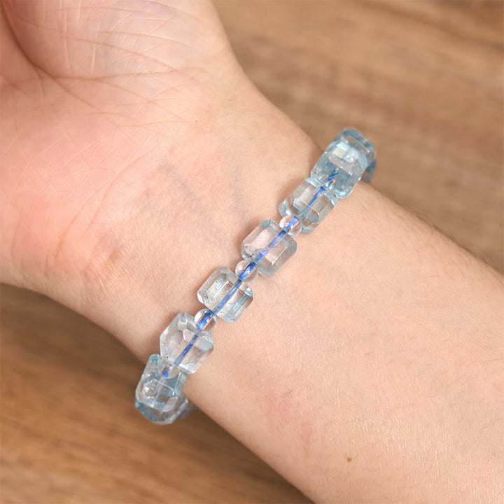 Bracelet Buddha Stones avec topaze bleue et clarté