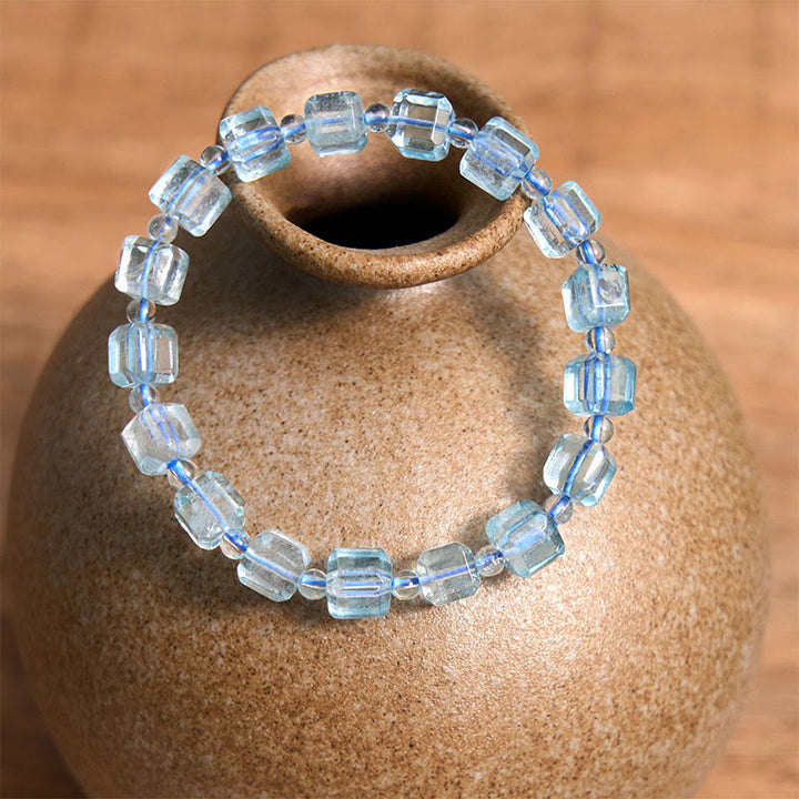 Bracelet Buddha Stones avec topaze bleue et clarté