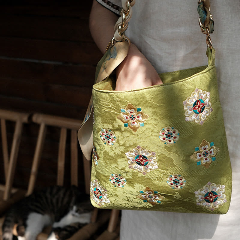 Sac à bandoulière en satin avec broderie Buddha Stones Journey Shopping