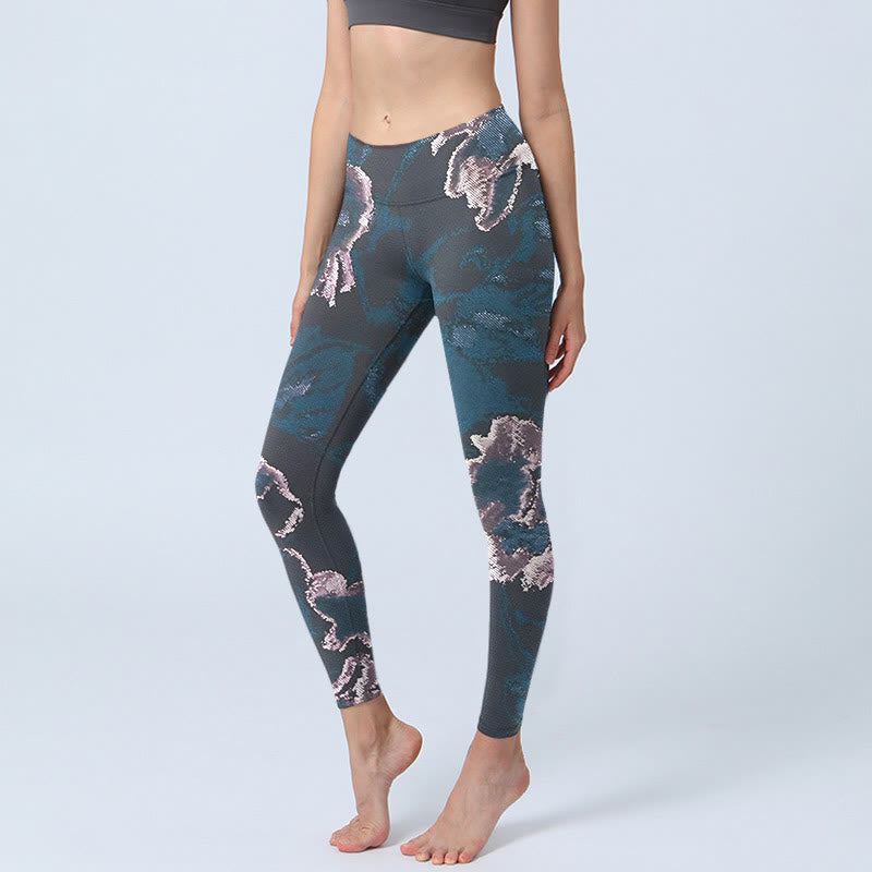 Pantalon de yoga pour femme avec imprimé fleurs argentées et bleu acier Buddha Stones - Bleu acier - US18，UK/AU22，EU50 (4XL) - image 1