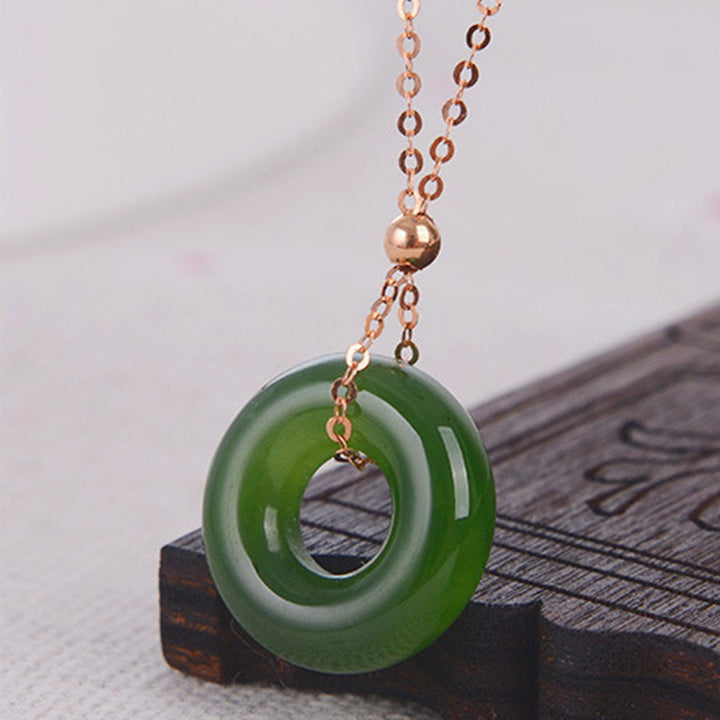 Collier pendentif de guérison en or 14 carats avec jade cyan rond