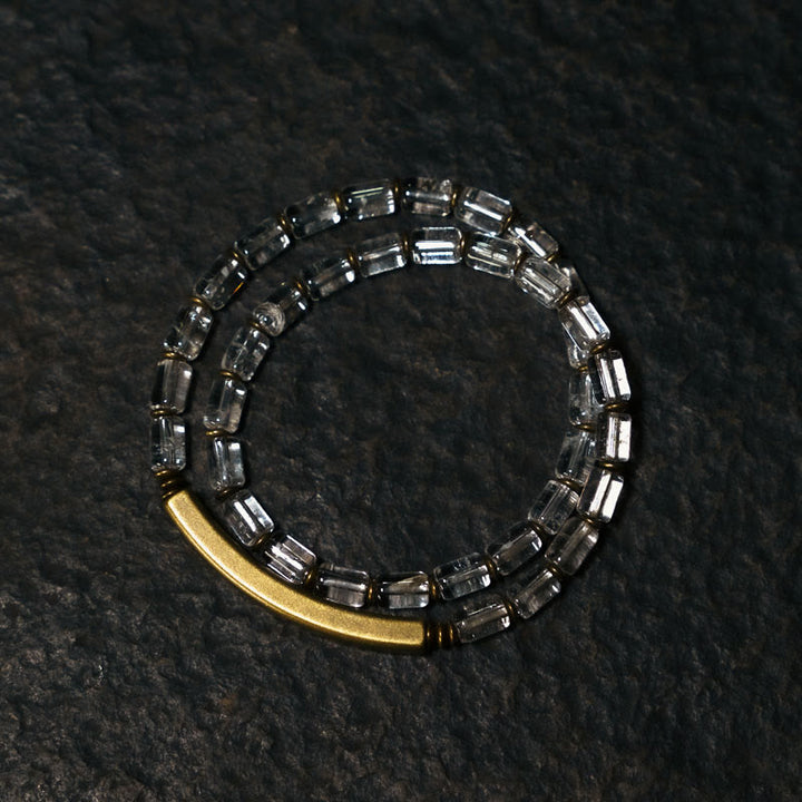 Bracelet porte-bonheur en cuivre et cristal blanc carré Buddha Stones
