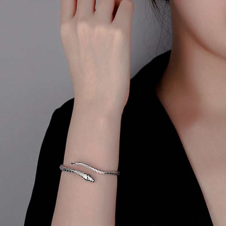 Bracelet de bénédiction de l'année du serpent en argent sterling 999 en forme de serpent de Buddha Stones
