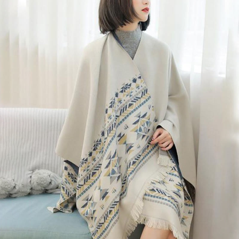 Écharpe enveloppante chaude à pompons et motifs géométriques beiges tibétains avec Buddha Stones pour l'automne et l'hiver