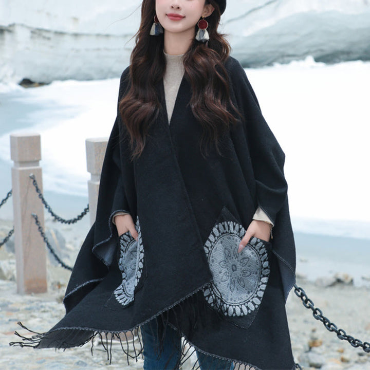 Écharpe enveloppante confortable avec poches et Buddha Stones, motif géométrique rond et mandala tibétain, pour l'automne et l'hiver - image 9