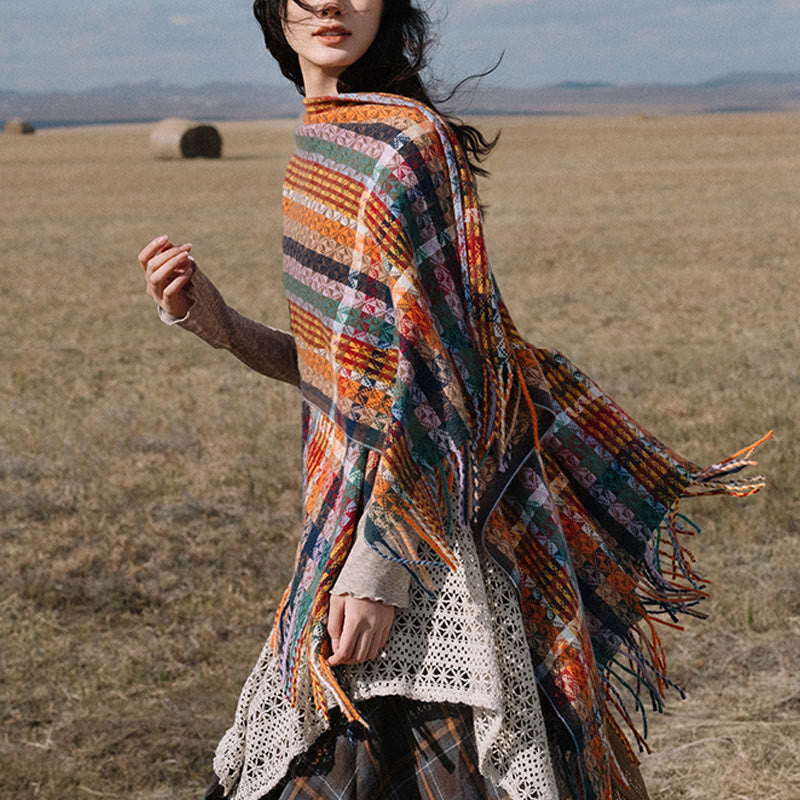 Écharpe douce à rayures colorées et pompons en Buddha Stones tibétaines pour l'automne et l'hiver - image 2