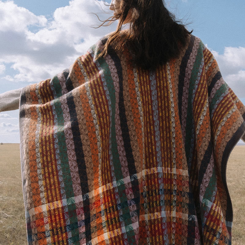 Écharpe douce à rayures colorées et pompons en Buddha Stones tibétaines pour l'automne et l'hiver - image 3