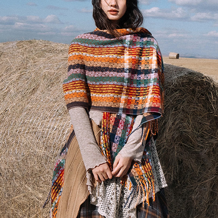 Écharpe douce à rayures colorées et pompons en Buddha Stones tibétaines pour l'automne et l'hiver - image 6