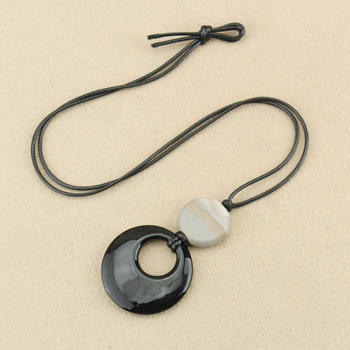 Collier pendentif en cuivre avec pierre d'image Liuli en obsidienne noire et Buddha Stones