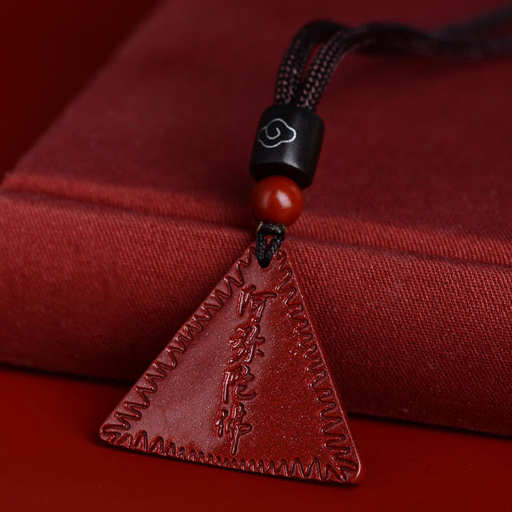Collier pendentif calme Amitabha en Buddha Stones Cinabre