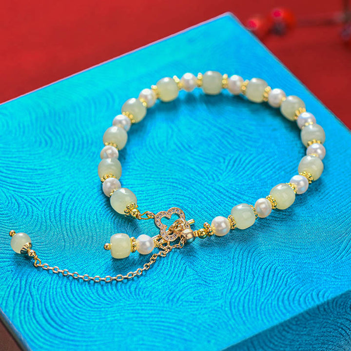 Bracelet d'abondance avec pendentif en trèfle à quatre feuilles en alliage de perles de jade Hetian et Buddha Stones