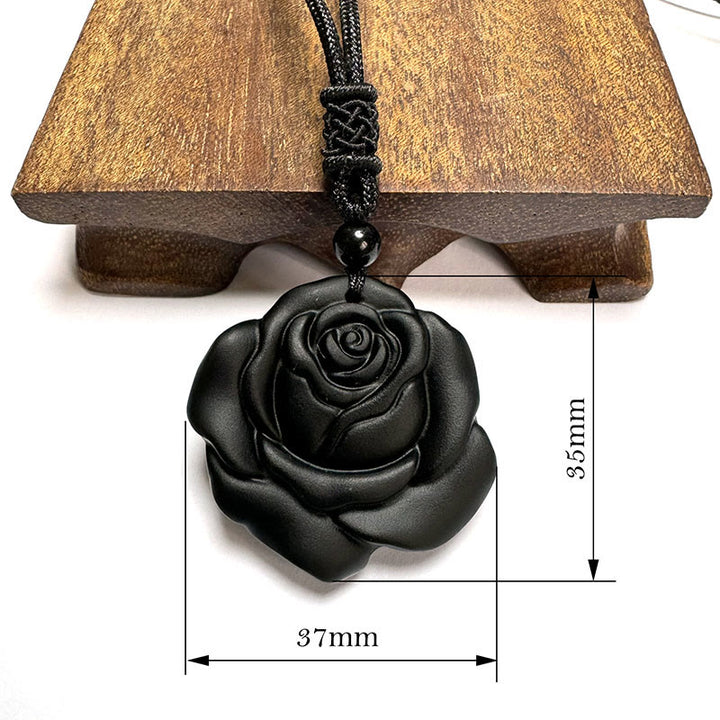 Collier avec pendentif de purification en obsidienne noire et Buddha Stones