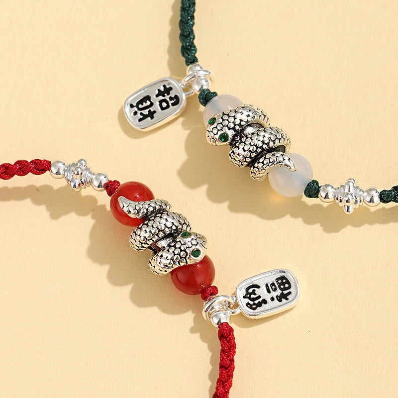 Bracelet porte-bonheur en fil rouge avec Buddha Stones et caractère Fu Année du serpent