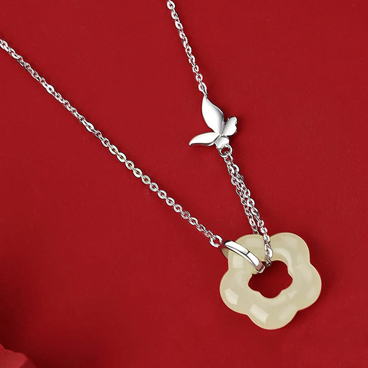 Collier pendentif en argent sterling 925 Buddha Stones et papillon en jade Hetian