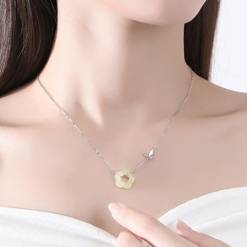 Collier pendentif en argent sterling 925 Buddha Stones et papillon en jade Hetian