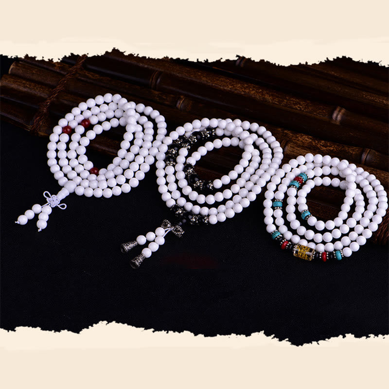 Bracelet Mala 108 perles en porcelaine blanche Buddha Stones Six mots vrais « Om Mani Padme Hum » Patience