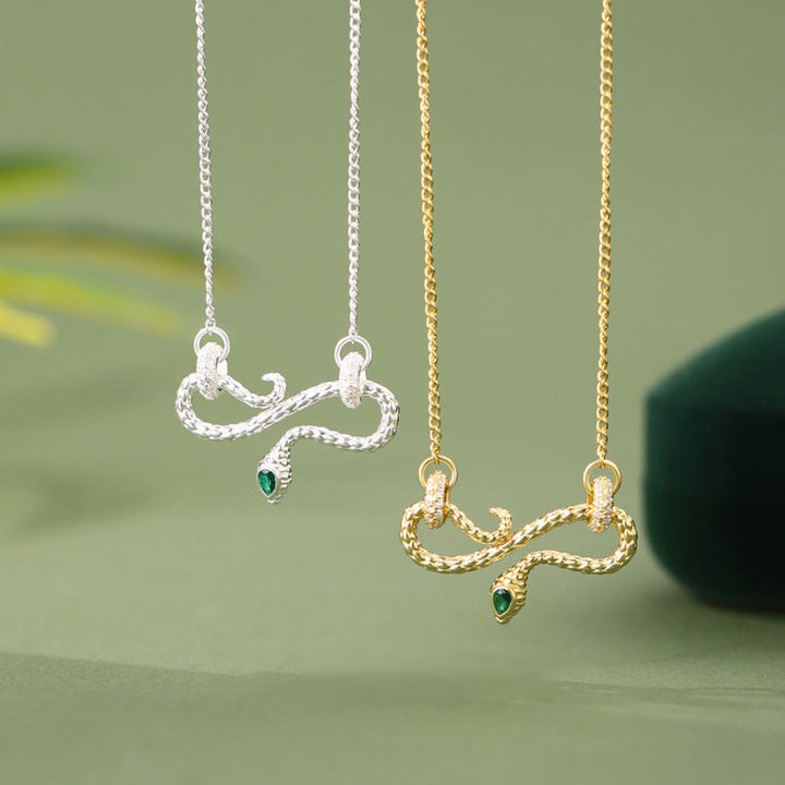 Collier pendentif symbole infini de bénédiction serpent enroulé en argent sterling 999 de Buddha Stones
