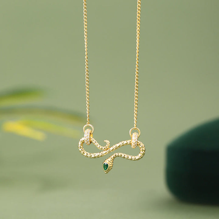 Collier pendentif symbole infini de bénédiction serpent enroulé en argent sterling 999 de Buddha Stones