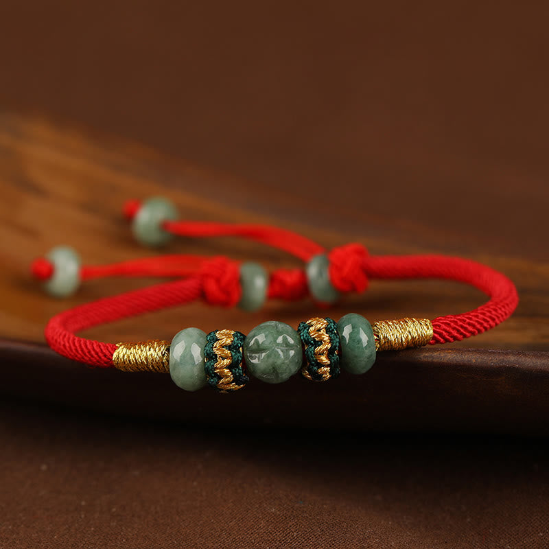 Bracelet en corde rouge avec perles de boulier en jade et Buddha Stones
