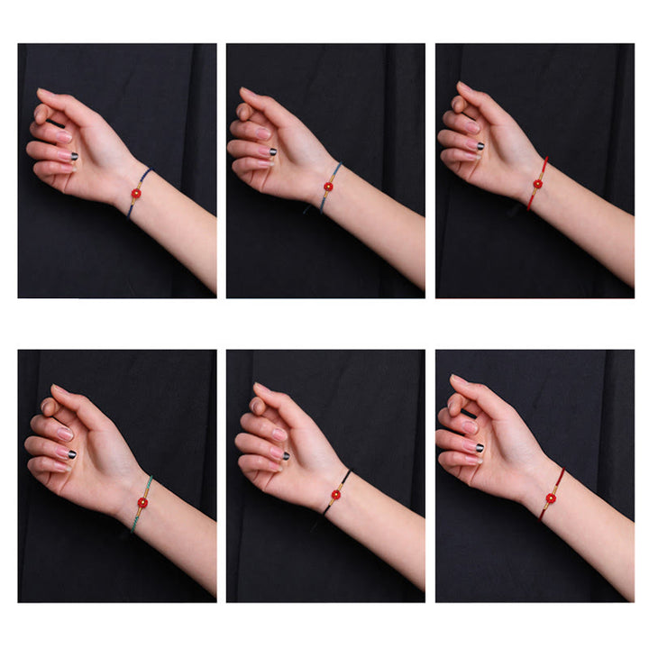 Bracelet en corde de protection porte-bonheur fait main en mini perles en or 999 avec motif floral et Buddha Stones